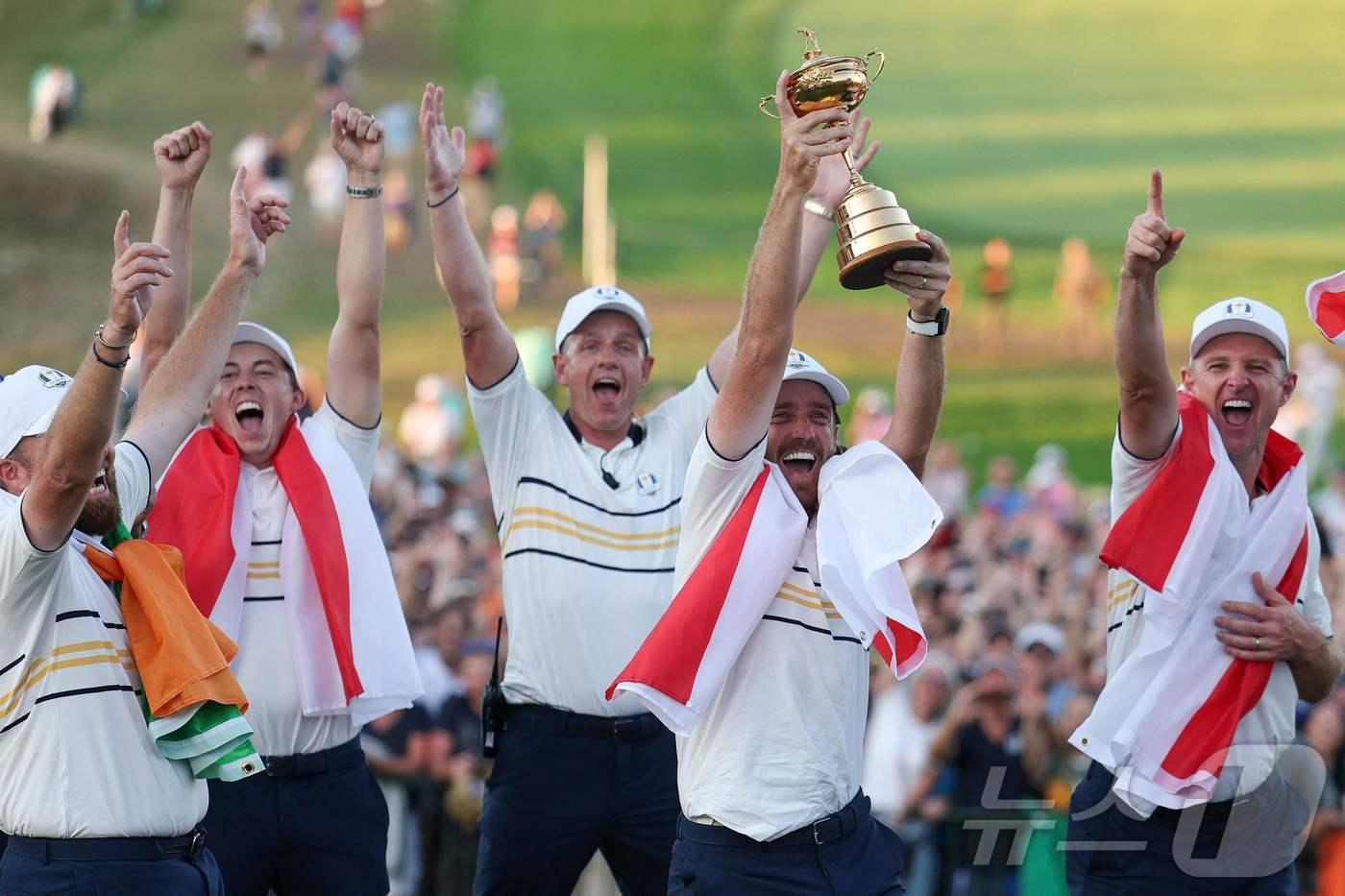 13년 만에 미국 원정에서 라이더컵 우승을 차지한 유럽팀. ⓒ AFP=뉴스1