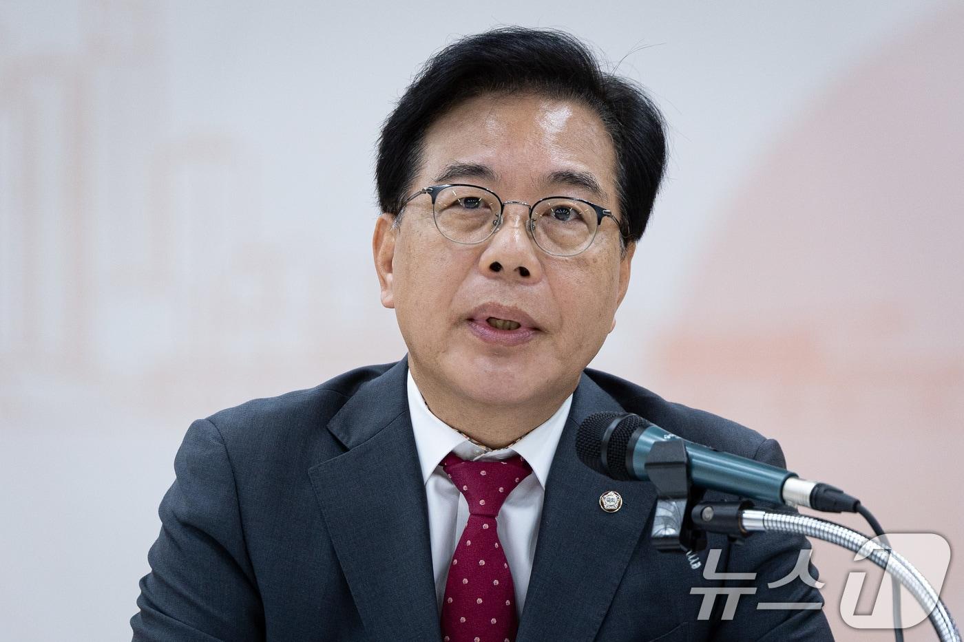 송언석 국민의힘 원내대표가 29일 인천 중구 인천관광공사에서 열린 현장최고위원회의에서 모두 발언을 하고 있다. 2025.9.29/뉴스1 ⓒ News1 유승관 기자