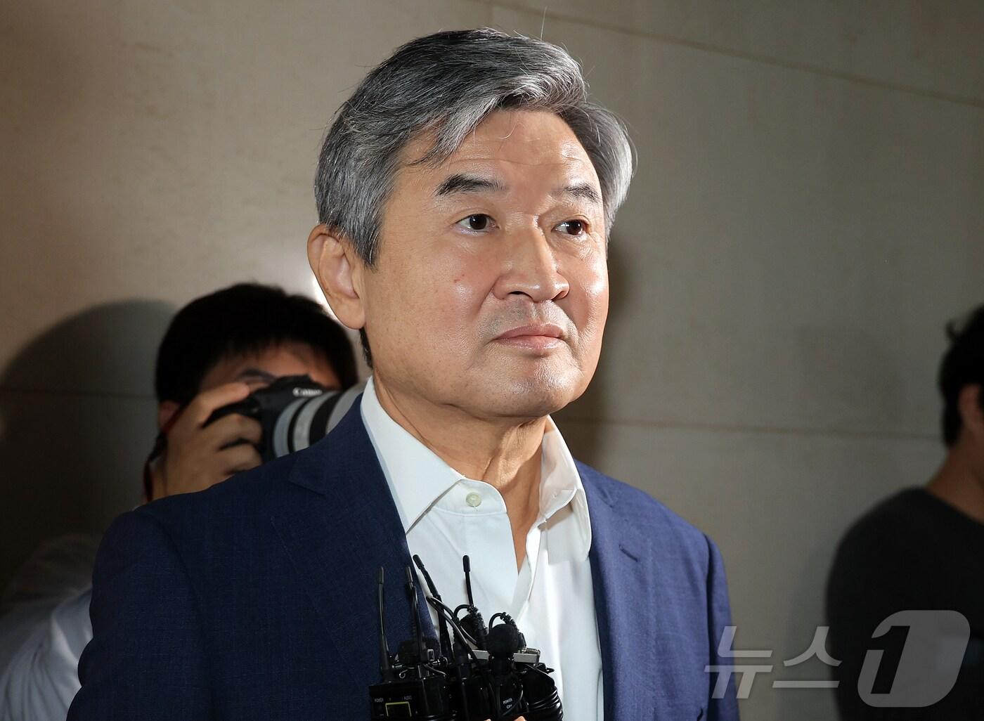 본문 이미지 - 조태용 전 국정원장이 지난 9월 29일 오전 서울 서초구 순직해병 특검팀&#40;이명현 특별검사&#41; 사무실에서 조사를 받기 위해 출석하고 있다. 2025.9.29/뉴스1 ⓒ News1 김진환 기자