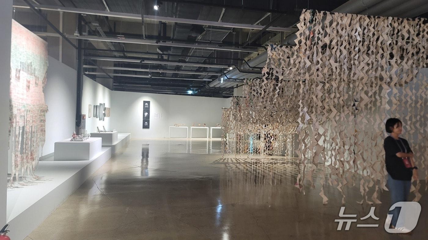 '2025청주공예비엔날레' 본전시장./뉴스1