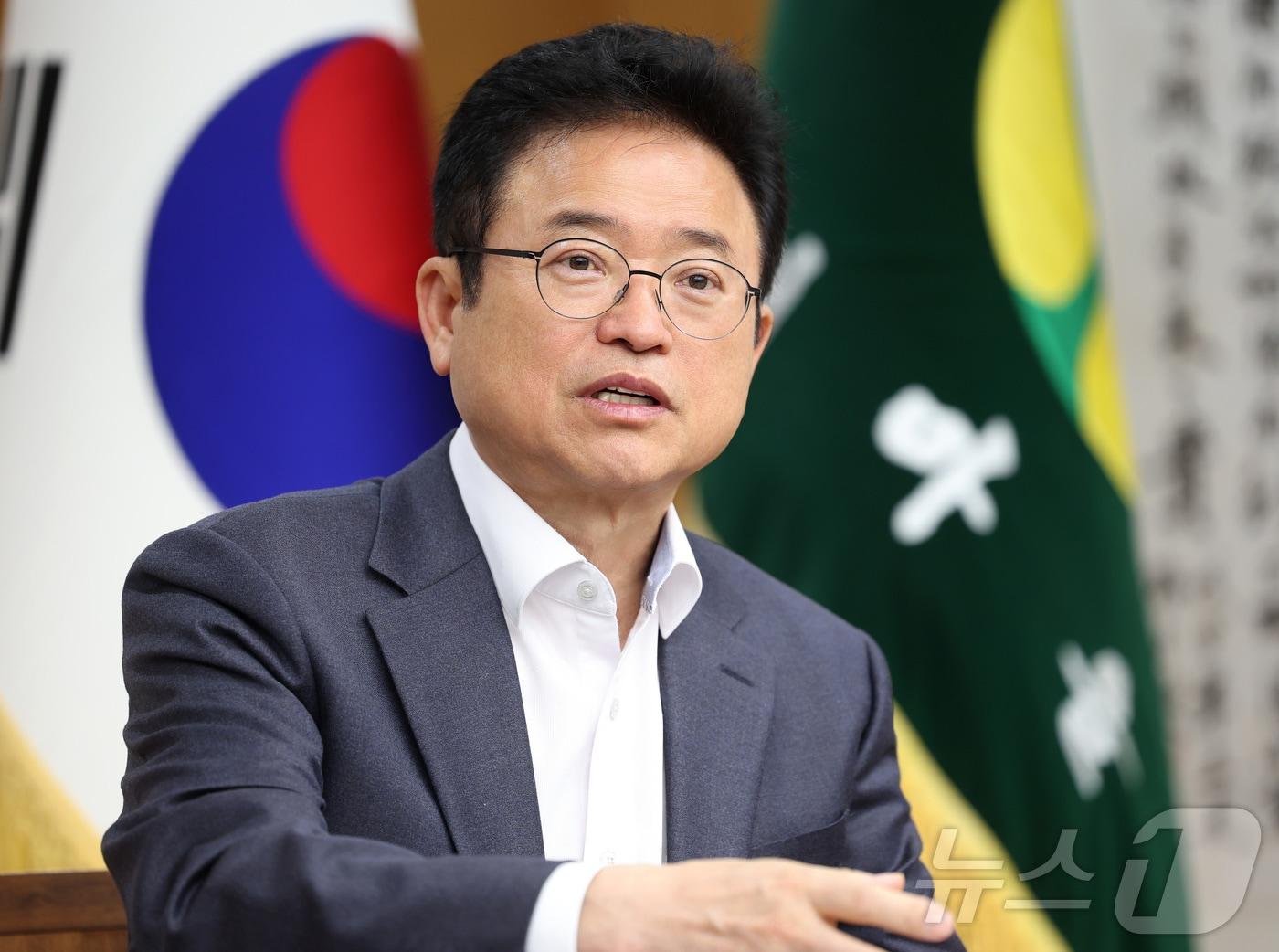 본문 이미지 - 2025 아시아태평양경제협력체&#40;APEC&#41; 정상회의가 오는 10월31일~11월1일까지 경북 경주에서 열리는 가운데, 미국 도널드 트럼프 대통령과 중국 시진핑 국가주석이 참석할 예정이어서 ‘미·중 정상회담’ 성사 가능성이 커지고 있다.&#40;경북도 제공. 재판매 및 DB금지&#41; /뉴스1