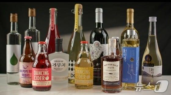 본문 이미지 - 충주에서 생산하는 다양한 주류.(자료사진)/뉴스1 