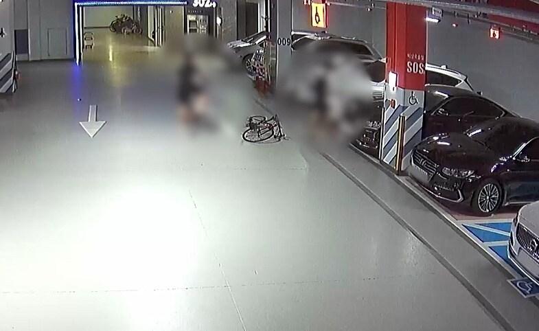 본문 이미지 -  10대 차량털이 현장. (세종 남부경찰서 제공. 재판매 및 DB금지)