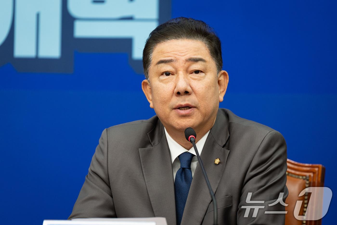 김병기 더불어민주당 원내대표가 3일 서울 여의도 국회에서 열린 최고위원회의에서 모두 발언을 하고 있다. 2025.9.3/뉴스1 ⓒ News1 유승관 기자