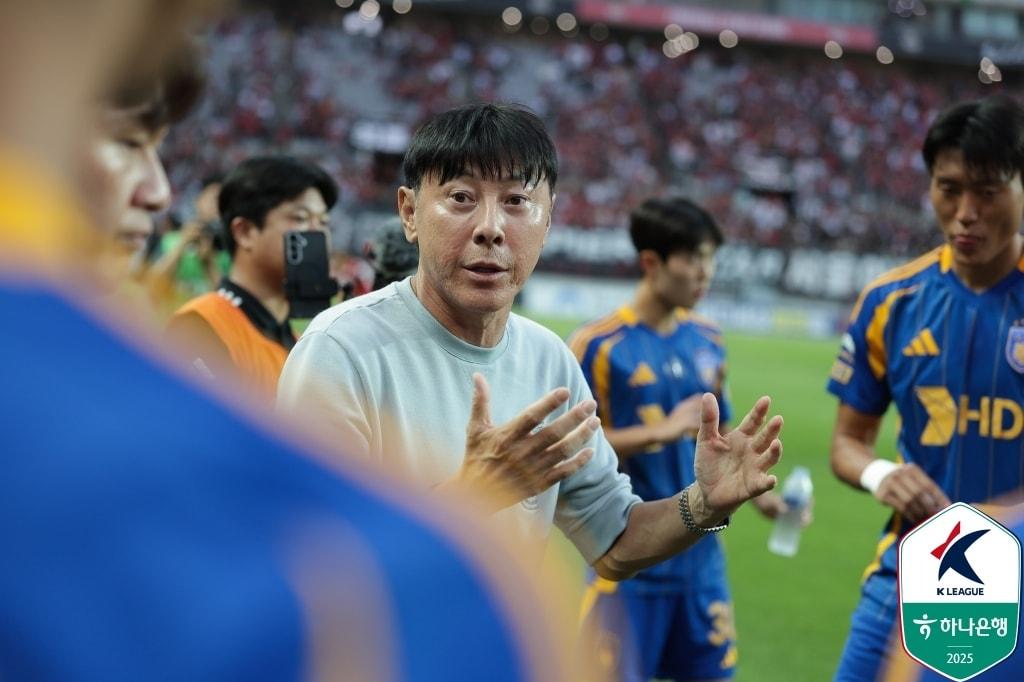 본문 이미지 - 신태용 울산 HD 감독. &#40;한국프로축구연맹 제공&#41;