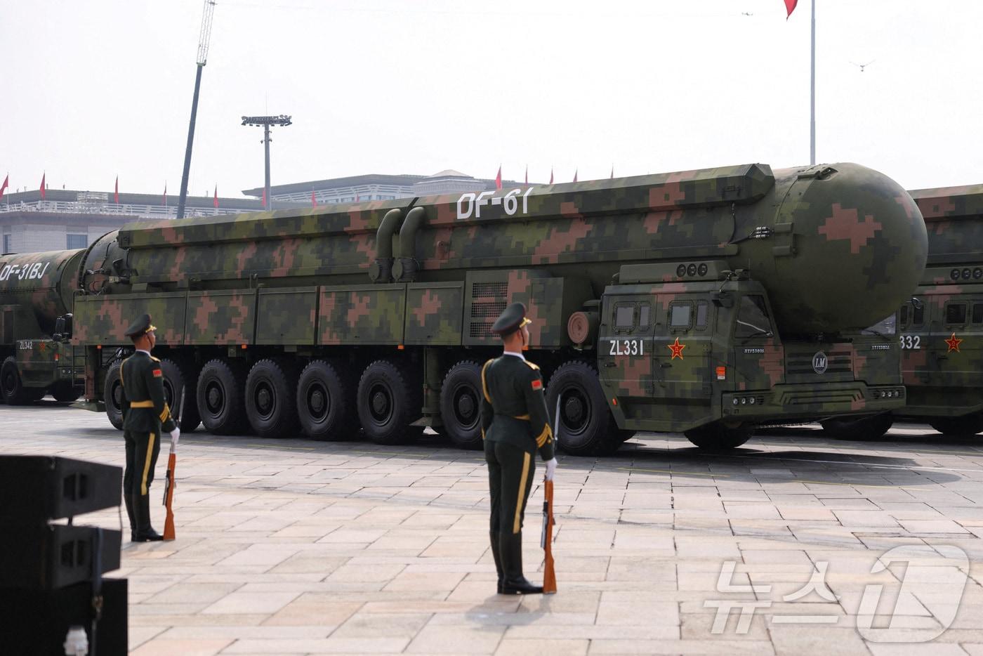 중국 전승절 80주년 열병식에서 공개한 대륙간탄도미사일&#40;ICBM&#41; 둥펑&#40;DF&#41;-61 ⓒ 로이터=뉴스1 ⓒ News1 김초희 디자이너