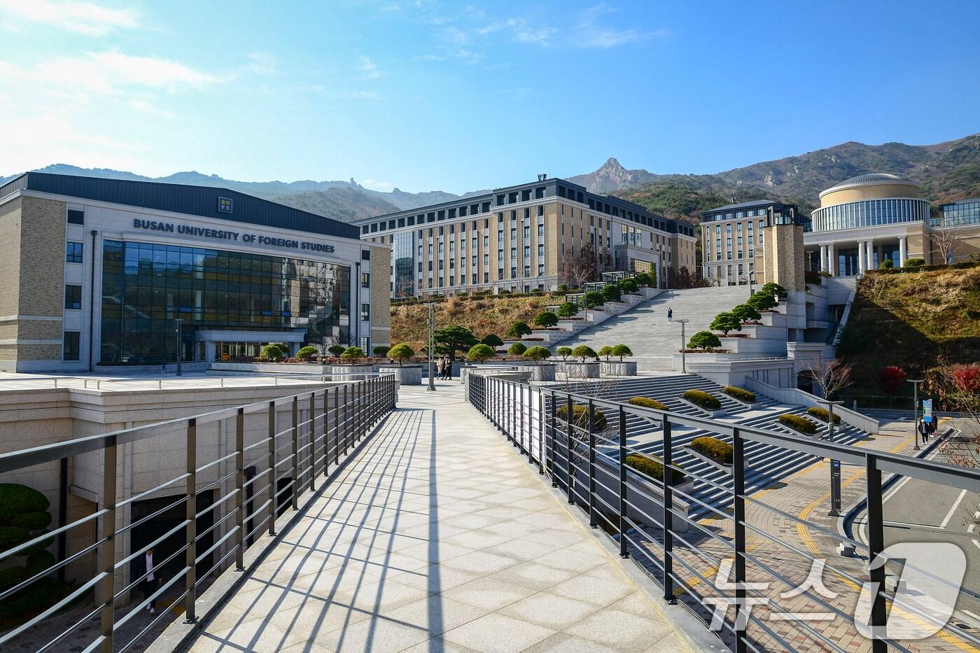 본문 이미지 - 부산외국어대학교 전경. (부산외대 제공. 재판매 및 DB 금지) 