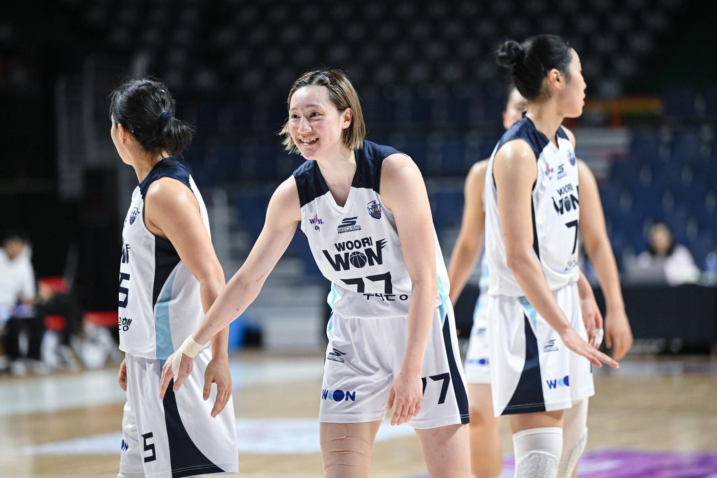 아산 우리은행의 &#39;아시아쿼터 선수&#39; 세카 나나미&#40;77번&#41;. &#40;WKBL 제공&#41;