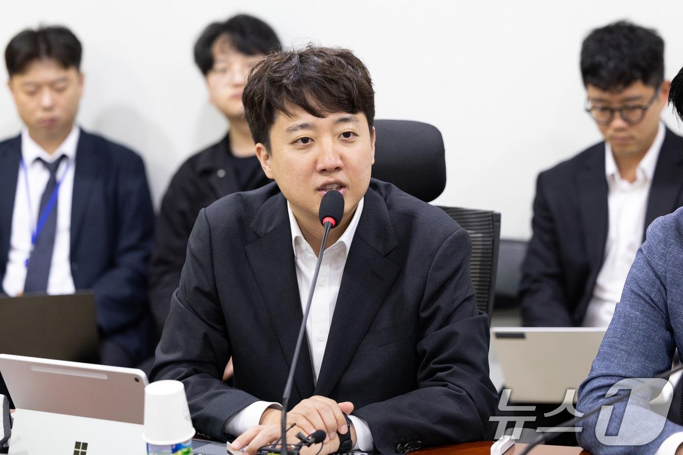 이준석 개혁신당 대표가 지난 9월 30일 서울 여의도 국회 의원회관에서 열린 &#39;교권 보호를 위한 정책 토론회&#39;에서 모두발언하고 있다. 2025.9.30/뉴스1 ⓒ News1 이승배 기자