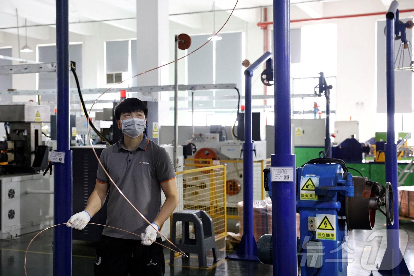 중국 장시성 간저우시에 위치한 구리전선 생산 공장 ⓒ 로이터=뉴스1