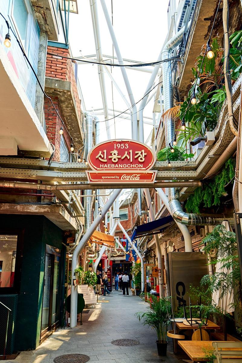 본문 이미지 - 신흥시장 전경.&#40;코카콜라 제공&#41;