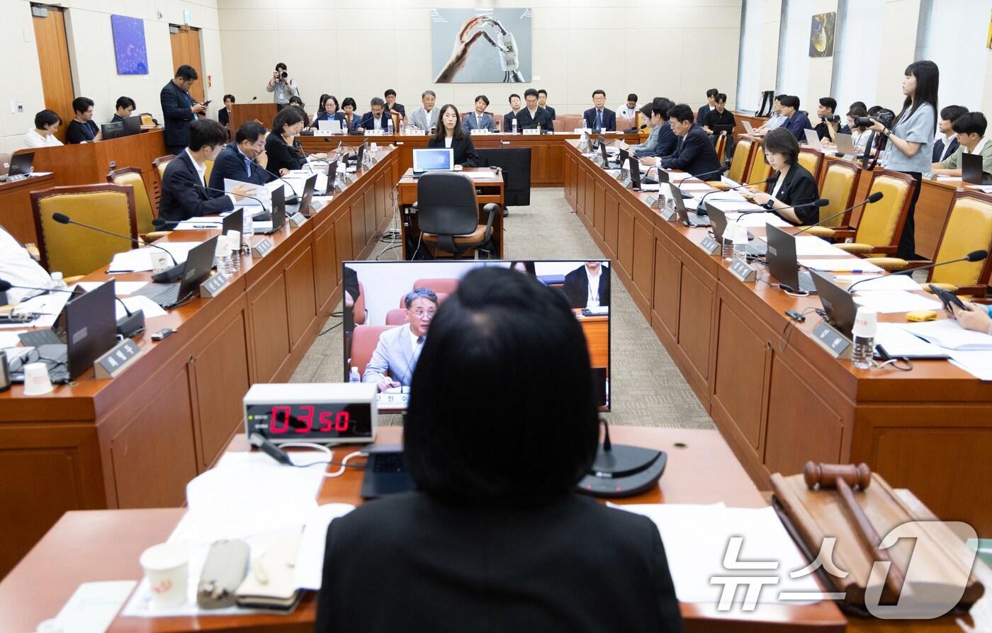 5일 서울 여의도 국회에서 제429회 국회(정기회) 과학기술정보방송통신위원회 방송 미디어 통신 거버넌스 개편 공청회가 진행되고 있다. 2025.9.5/뉴스1 ⓒ News1 이승배 기자