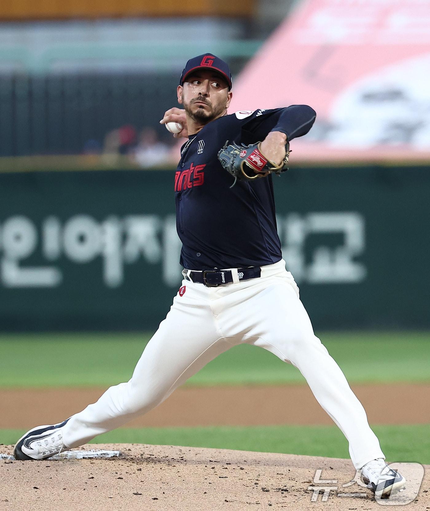 본문 이미지 - 롯데 자이언츠 시절의 빈스 벨라스케즈. 2025.9.5/뉴스1 ⓒ News1 김성진 기자