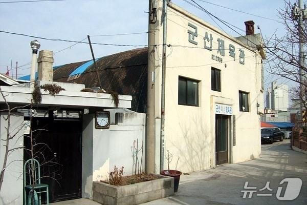 본문 이미지 - 군산시 월명동에 위치한 군산복싱체육관.&#40;군산시의회 송미숙 의원 제공. 재판매 및 DB금지&#41;