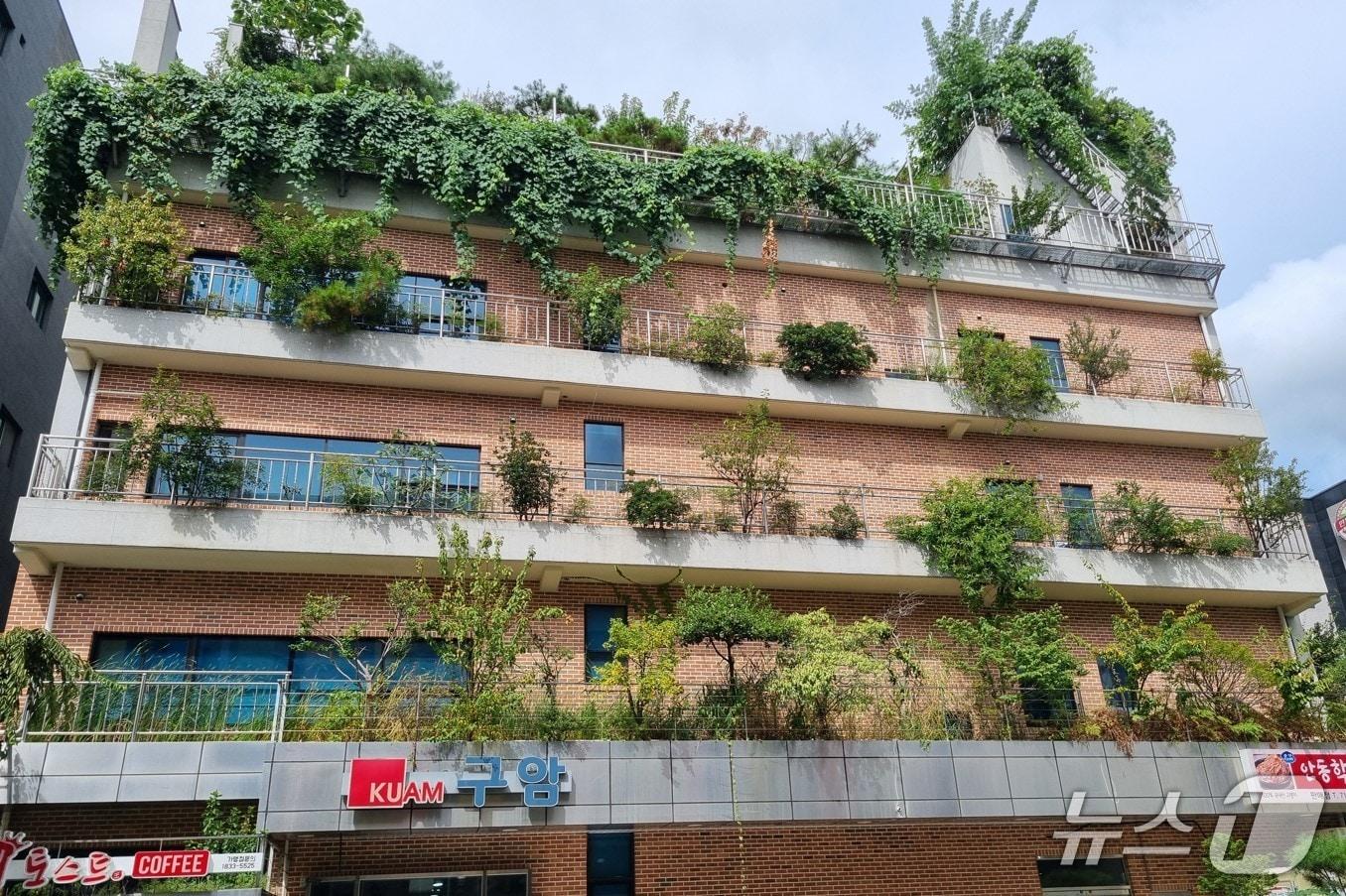 본문 이미지 - 구암 산들강 건물 전경. (울산시 제공. 재판매 및 DB 금지) /뉴스1