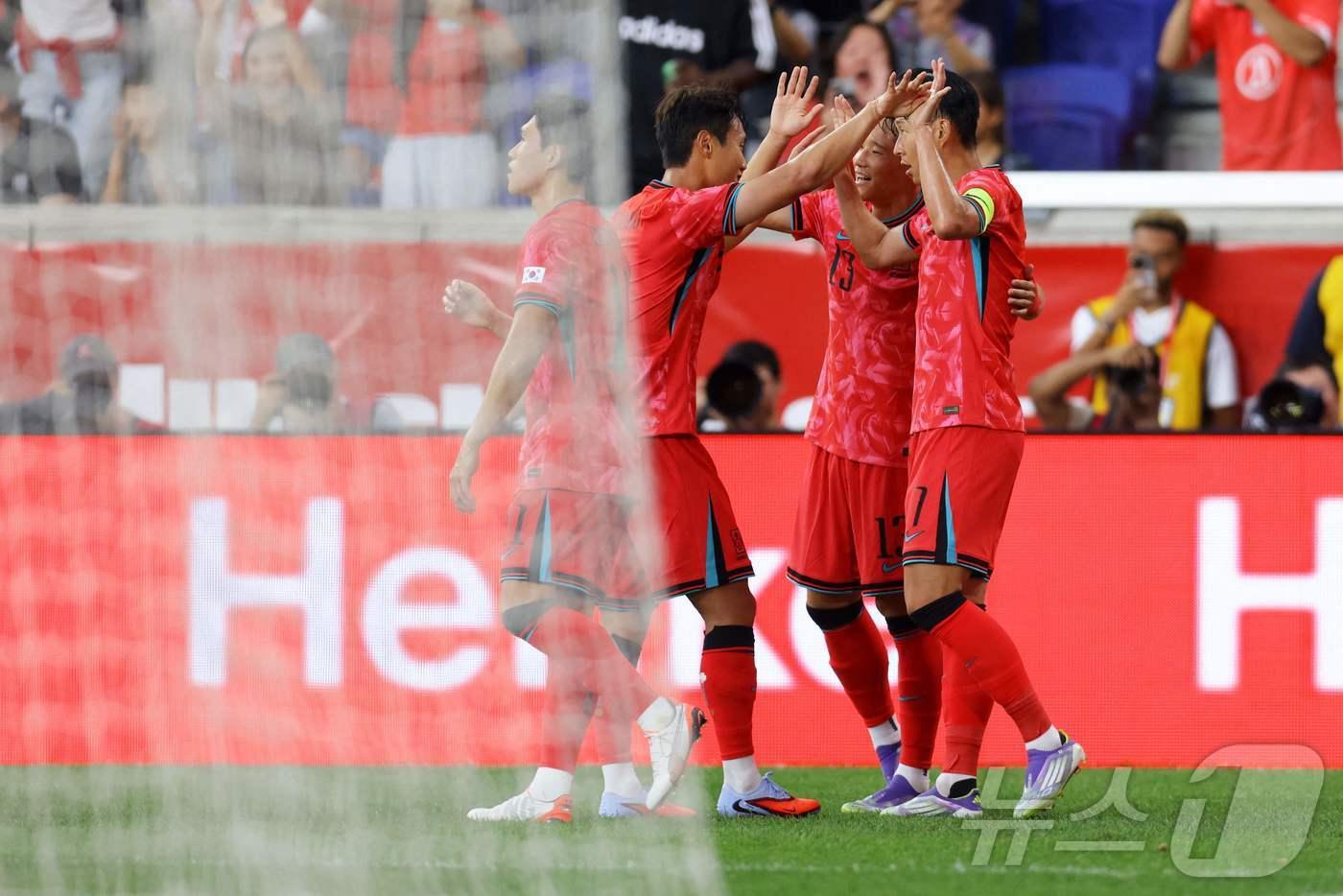 미국 원정에서 2-0으로 승리한 축구대표팀. ⓒ AFP=뉴스1