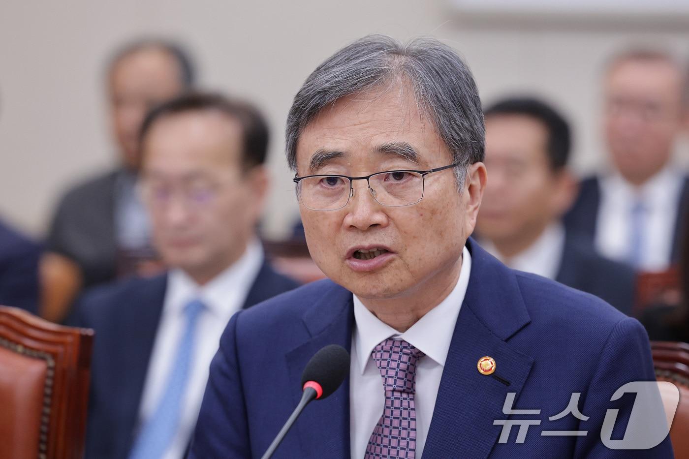 조현 외교부 장관이 8일 오후 서울 여의도 국회에서 열린 외교통일위원회 전체회의에서 의원 질의에 답변하고 있다. 2025.9.8/뉴스1 ⓒ News1 신웅수 기자