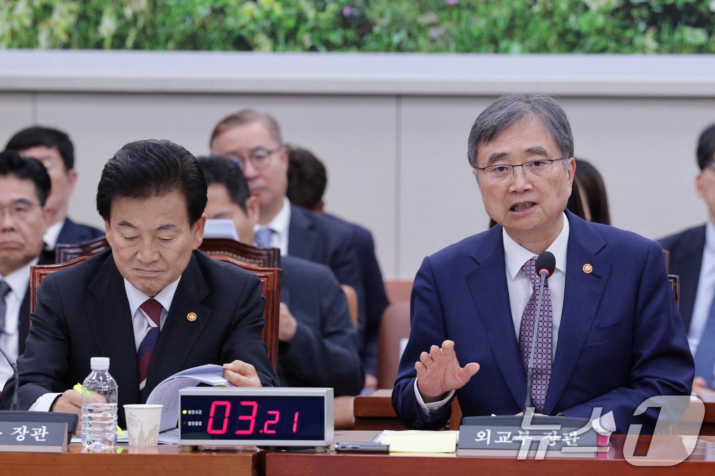 조현 외교부 장관이 8일 오후 서울 여의도 국회에서 열린 외교통일위원회 전체회의에서 의원 질의에 답변하고 있다. 2025.9.8/뉴스1 ⓒ News1 신웅수 기자