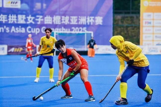 본문 이미지 - 한국 여자 하키가 아시아컵 조별리그서 말레이시아를 꺾고 4강에 진출했다.&#40;대한하키협회 제공&#41;