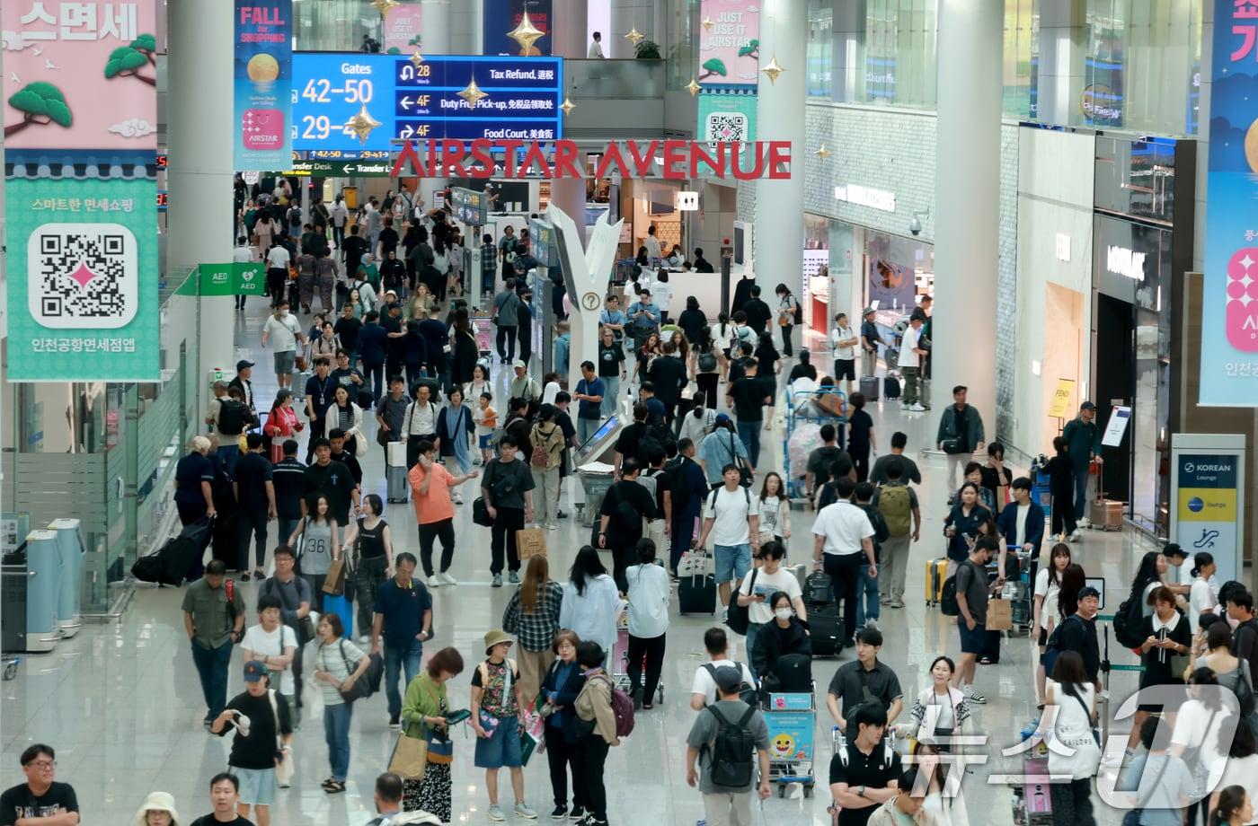 사진은 9일 인천국제공항 제1여객터미널 면세점의 모습. 2025.9.9/뉴스1 ⓒ News1 권현진 기자