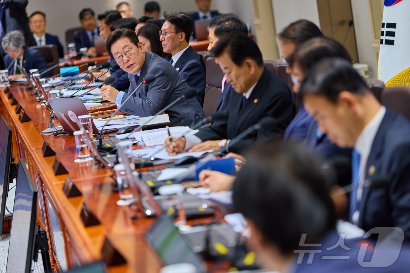 이재명 대통령이 9일 서울 용산 대통령실 청사에서 열린 제41회 국무회의에서 발언을 하고 있다. &#40;대통령실 제공. 재판매 및 DB 금지&#41; 2025.9.9/뉴스1 ⓒ News1 이재명 기자