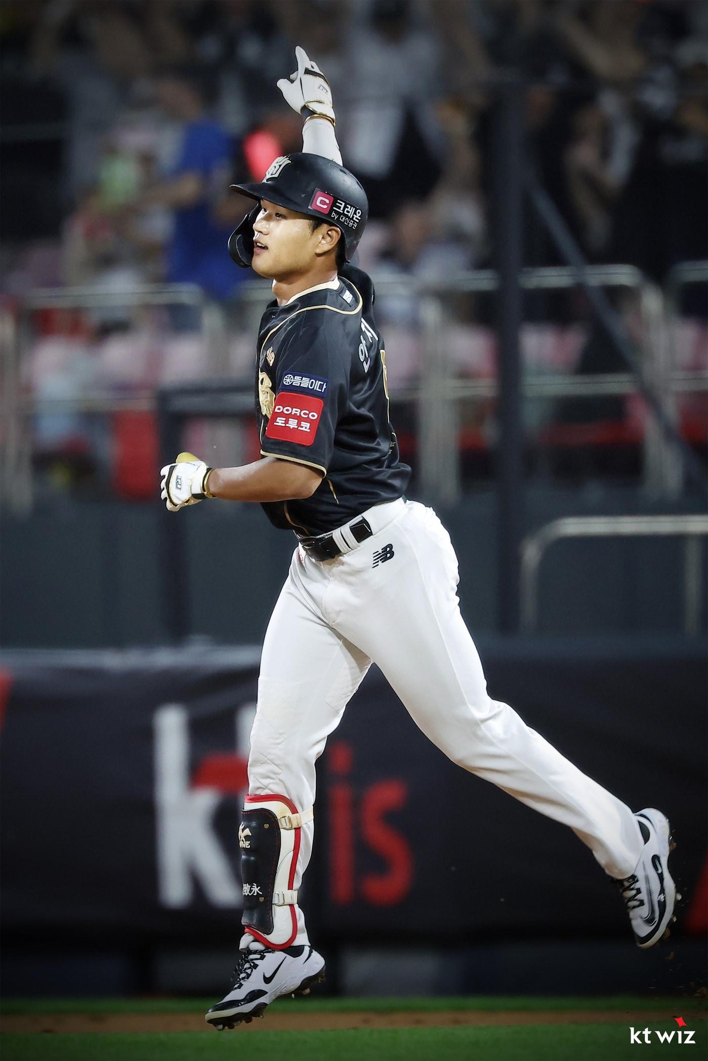 본문 이미지 - KT 위즈 외야수 안치영. (KT 위즈 제공)