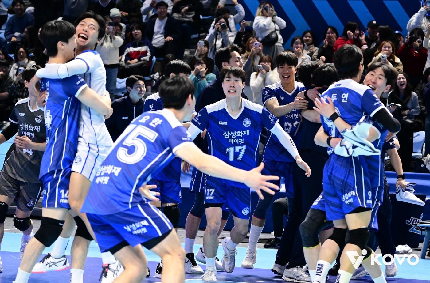  삼성화재가 대한항공을 꺾었다.(KOVO제공)