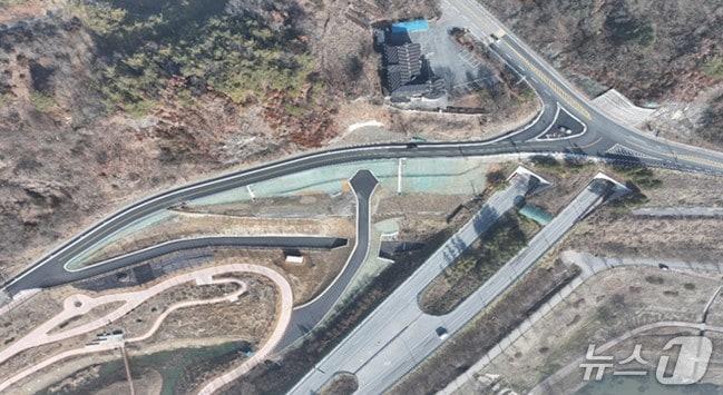 본문 이미지 - 강원 영월군의 장릉~청령포 연결로 개설 사업 준공 자료 사진. (영월군 제공. 재판매 및 DB금지) 2026.1.11/뉴스1