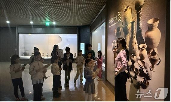 본문 이미지 - 겨울방학 탐구교실 운영 모습.(부산시 제공. 재판매 및 DB금지)