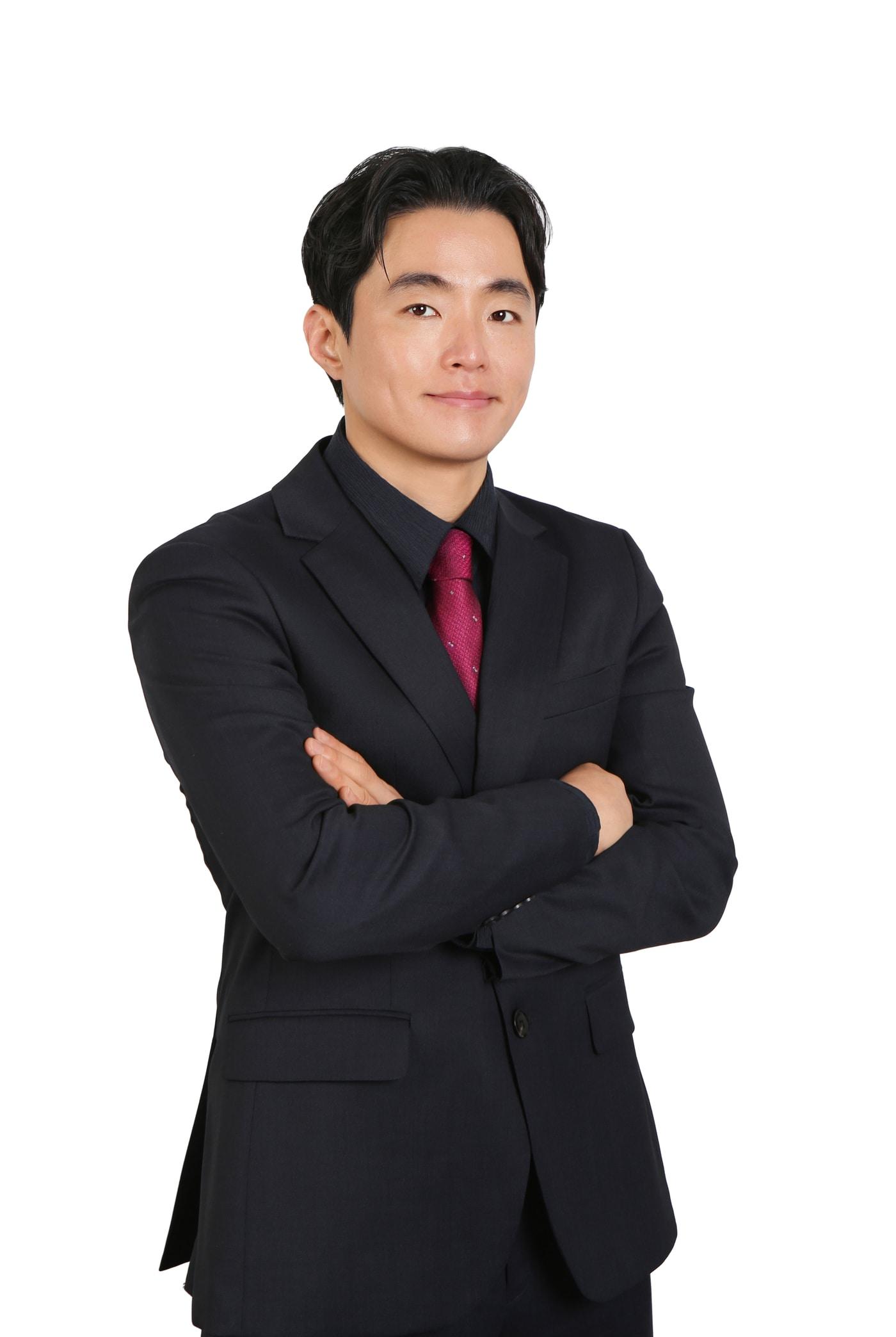 본문 이미지 - 김홍섭 부산 신임 단장(부산 아이파크 제공) 