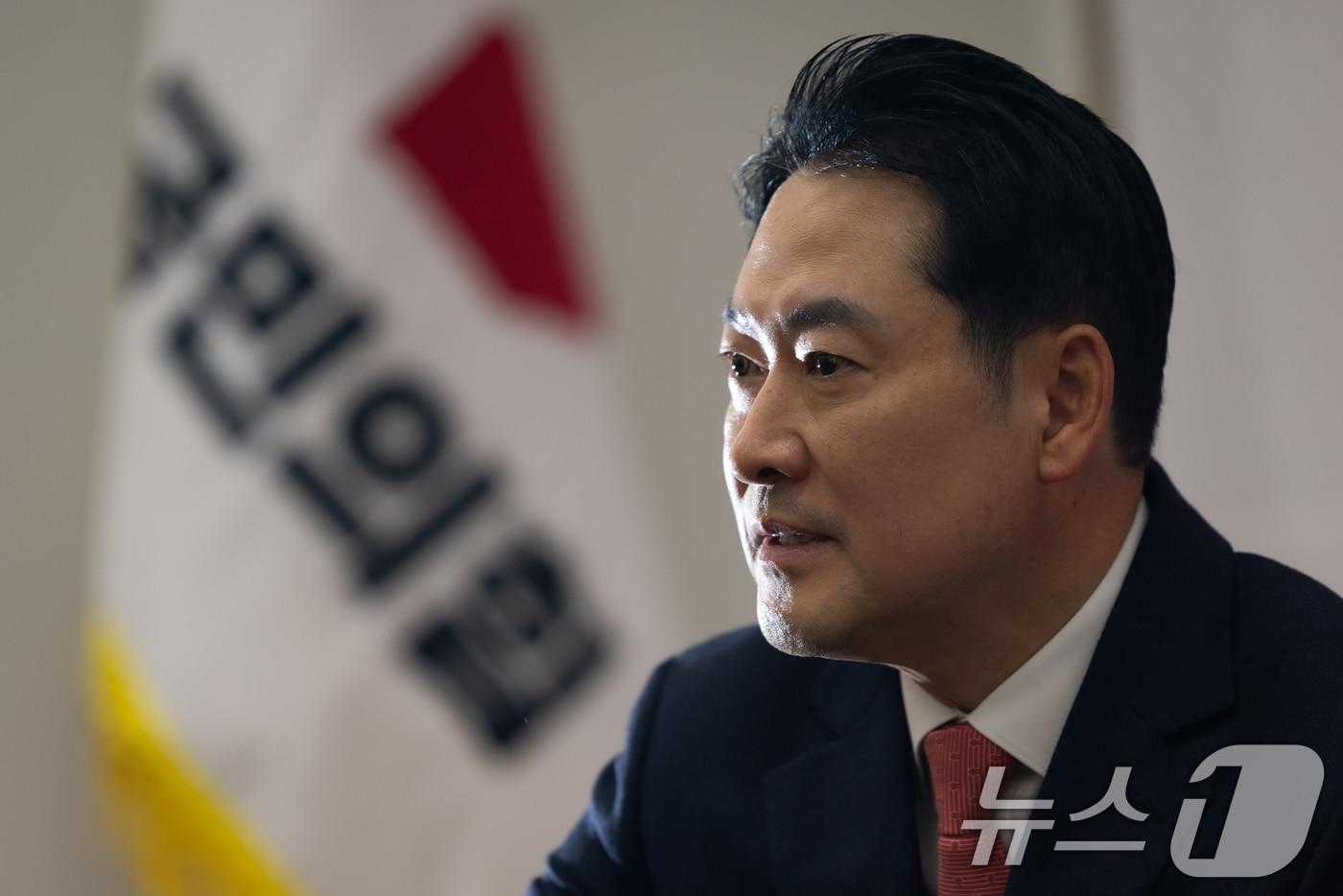 장동혁 국민의힘 대표가 12일 서울 여의도 국회에서 뉴스1과 인터뷰하고 있다. ⓒ News1 유승관 기자