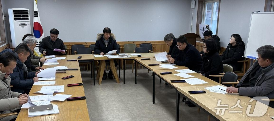 본문 이미지 - 강원 태백시 주요 사회단체들은 12일 오후 장성동행정복지센터에서 회의를 열어 '장성광업소 수몰 반대 투쟁위원회'를 구성키로 했다. (독자 제공. 재판매 및 DB금지) 2026.1.12/뉴스1