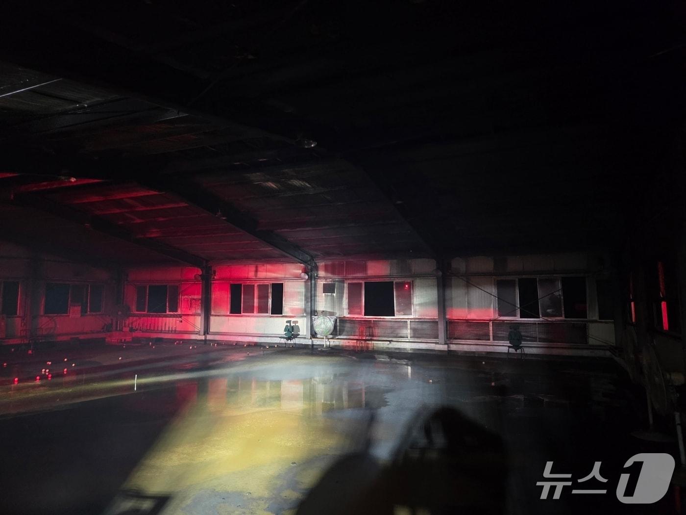 본문 이미지 - 논산 노성면 게이트볼장 화재 현장. (논산소방서 제공, 재판매 및 DB금지) / 뉴스1