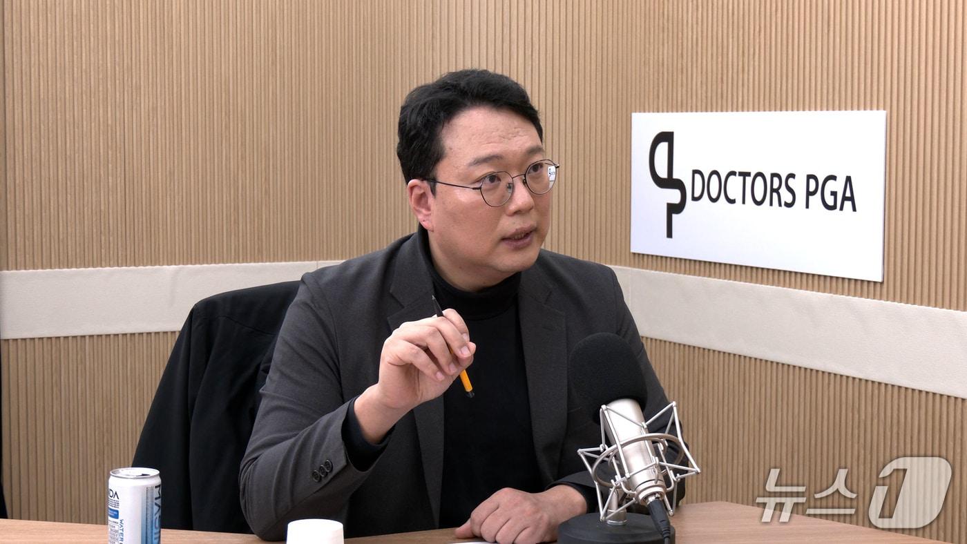 천하람 개혁신당 원내대표가 13일 뉴스1TV '팩트앤뷰'에 출연해 질문에 답하고 있다.(뉴스1TV '팩트앤뷰' 캡처)