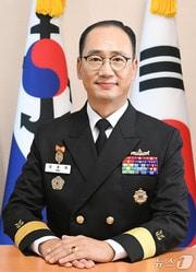 본문 이미지 - 김동래 제23대 해군 인천해역방어사령관(해군 인천해역방어사령부 제공/뉴스1)