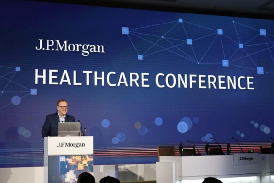 본문 이미지 - 제레미 멜먼 JP모건 헬스케어 부문 공동 대표가 12일(현지시간) 미국 캘리포니아주 샌프란시스코의 The Westin St.. FRANCIS 호텔에서 JP모건 헬스케어 콘퍼런스 개회사를 하고 있다. (JP모건  제공)