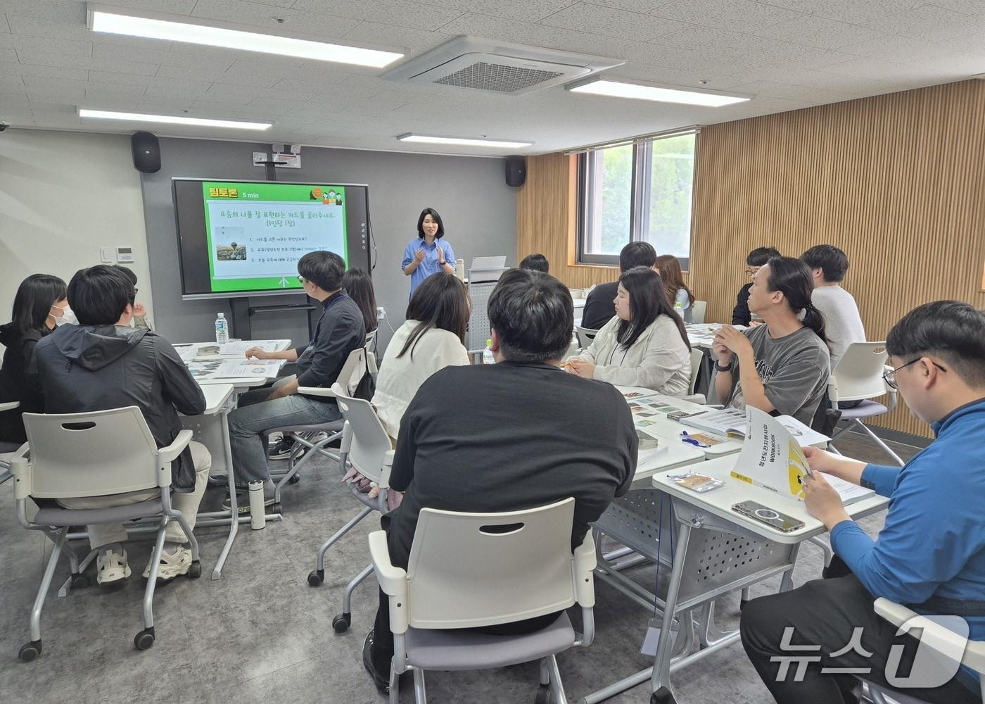 본문 이미지 - 전북 익산시가 '청년도전지원사업 중·장기반' 참여자 130명을 선착순 모집한다.(익산시 제공. 재판매 및 DB 금지)