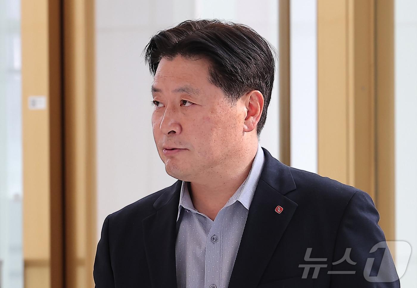 본문 이미지 - 이원택 롯데GRS 대표이사가 15일 서울 송파구 롯데월드타워에서 열리는 2026 상반기 롯데 VCM(Value Creation Meeting, 사장단회의)에 참석하고 있다. 2026.1.15/뉴스1 ⓒ News1 김성진 기자