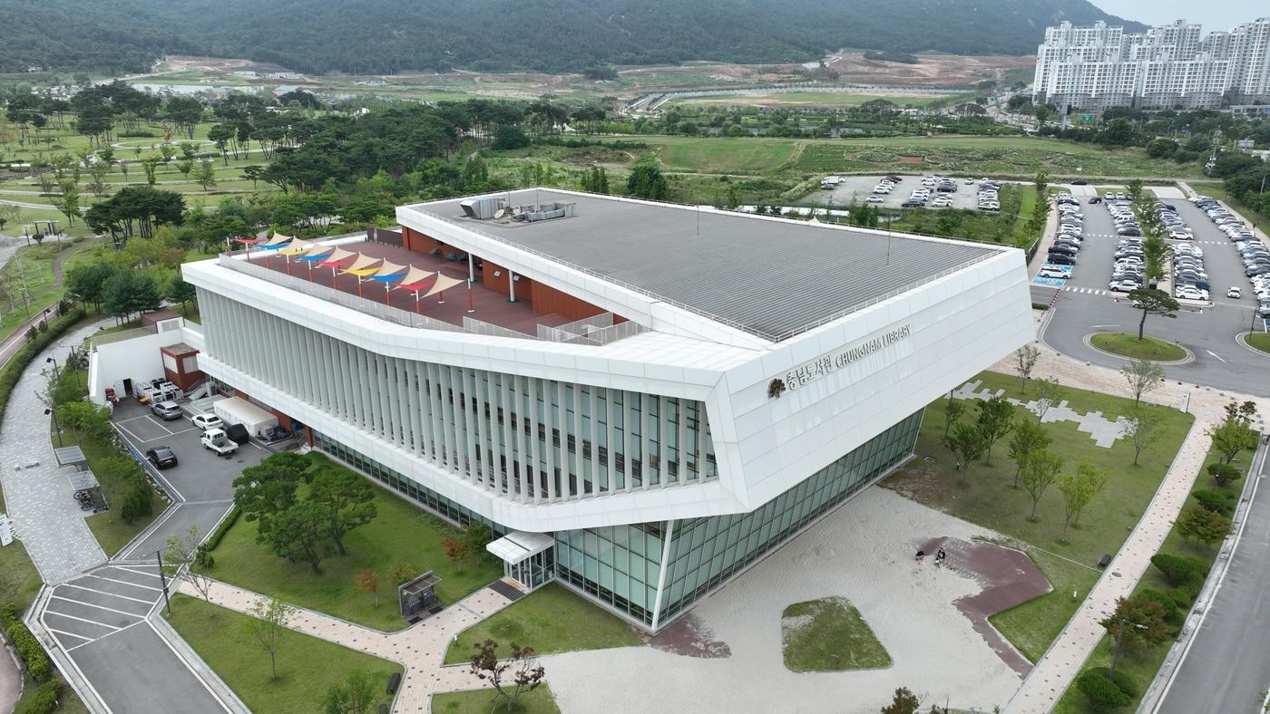 본문 이미지 - 충남도서관 전경.(충남도 제공. 재판매 및 DB금지)/뉴스1