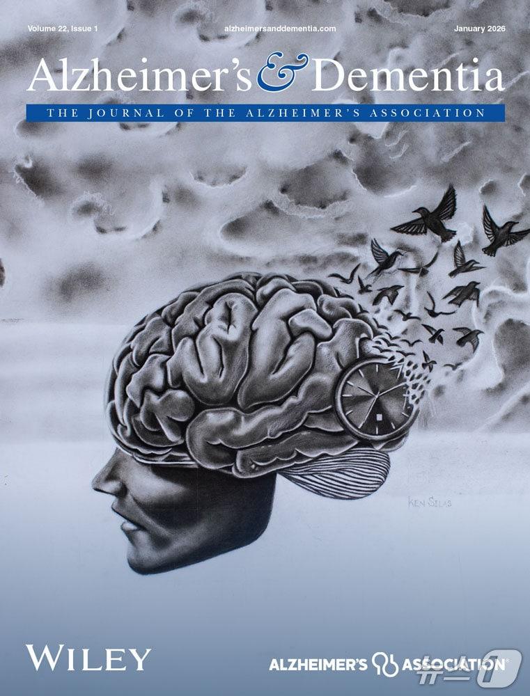 본문 이미지 - 광주치매코호트연구단의 대규모 장기 추적 연구 성과가 최근 치매 학술지 '알츠하이머 & 디멘시아'(Alzheimer's & Dementia)에 게재됐다. (광주치매코호트연구단 제공)