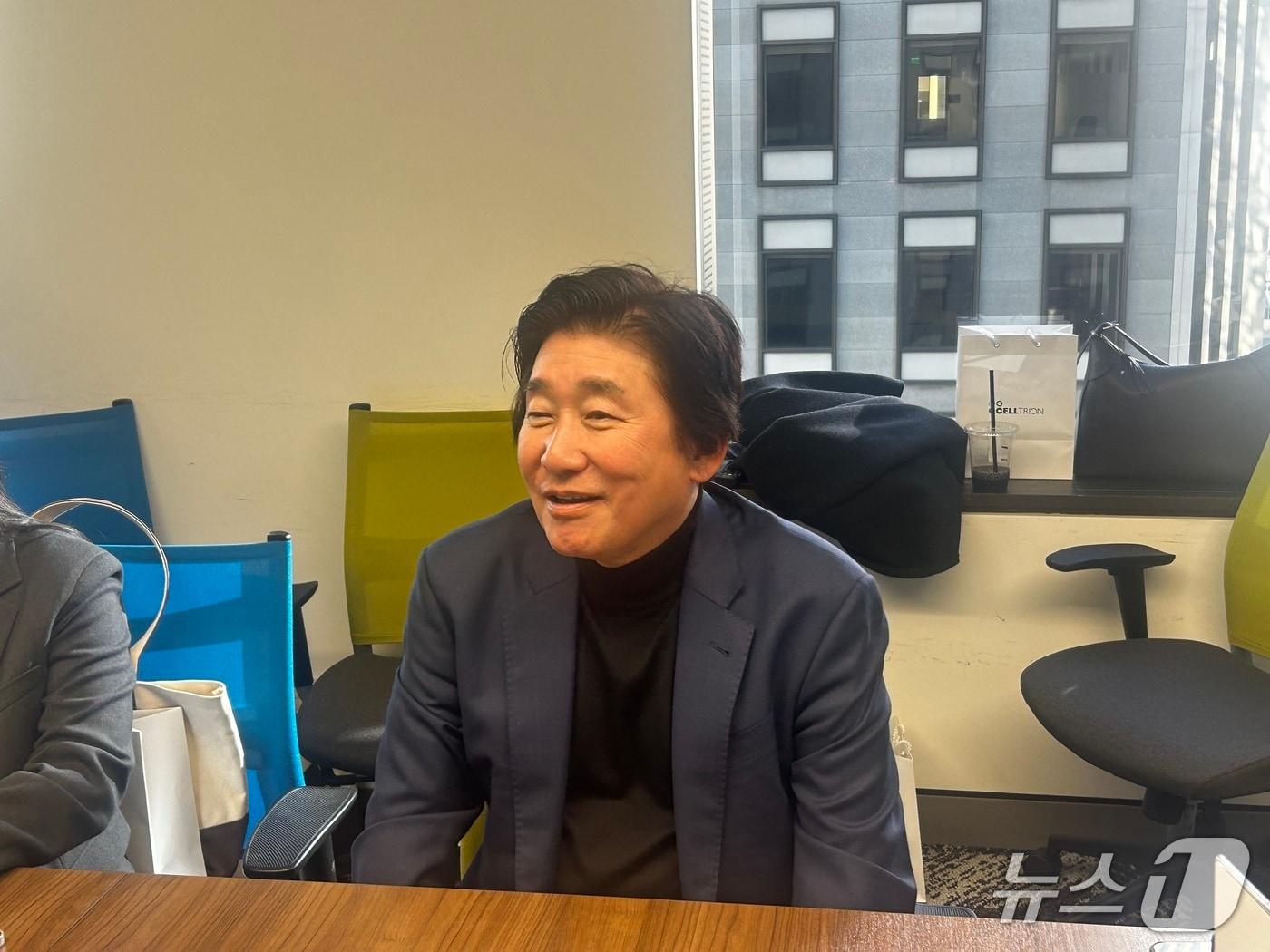 본문 이미지 -  14일(현지시간) 미국 샌프란시스코 모처에서 취재진과 마주한 이상훈 에이비엘바이오 대표. 2026.1.14/뉴스1 ⓒ News1 문대현 기자