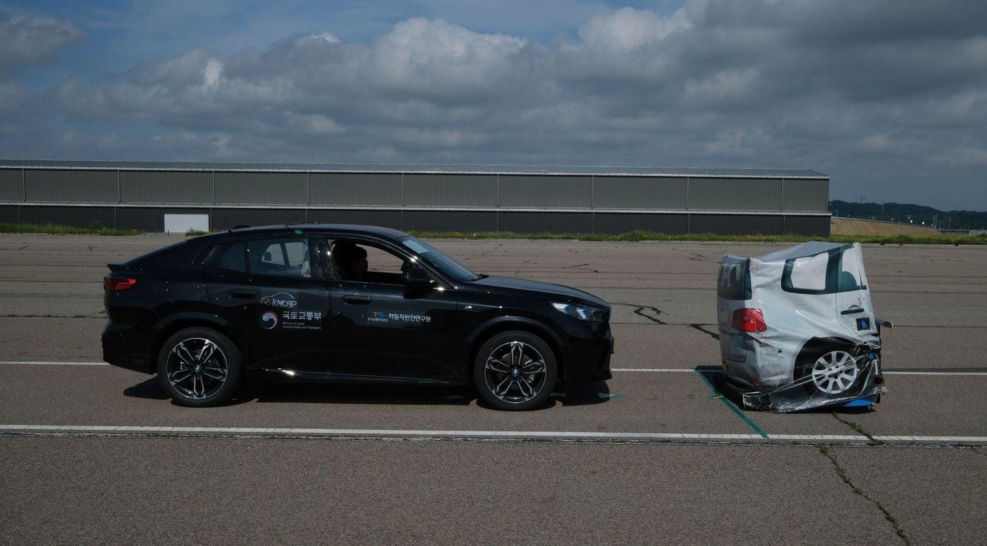 본문 이미지 - 한국교통안전공단 페달오조작 방지장치 평가 모습.(한국교통안전공단 제공)뉴스1ⓒ news1