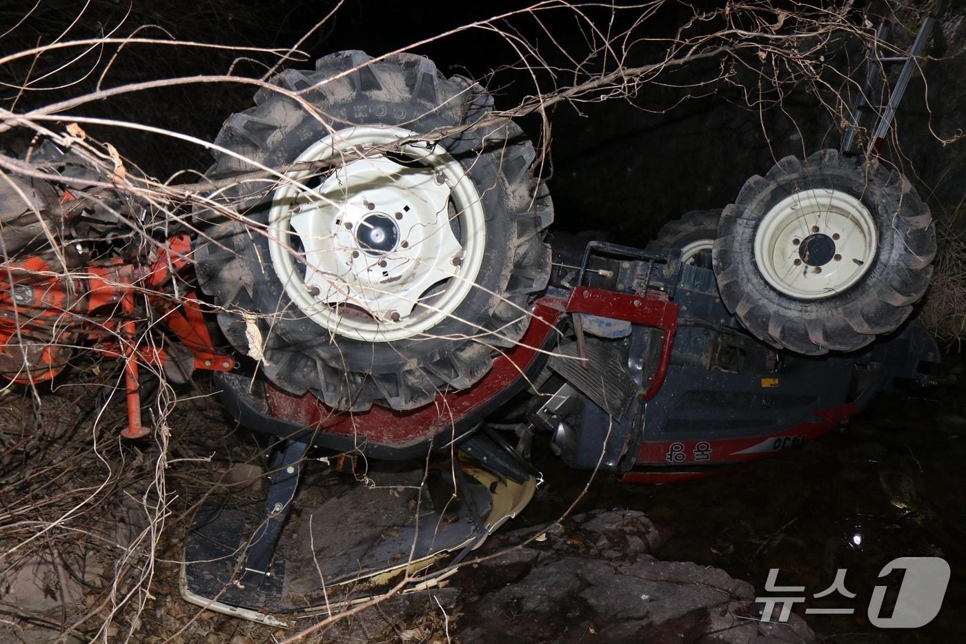 본문 이미지 - 사고 트랙터.(독자 제공. 재판매 및 DB금지)