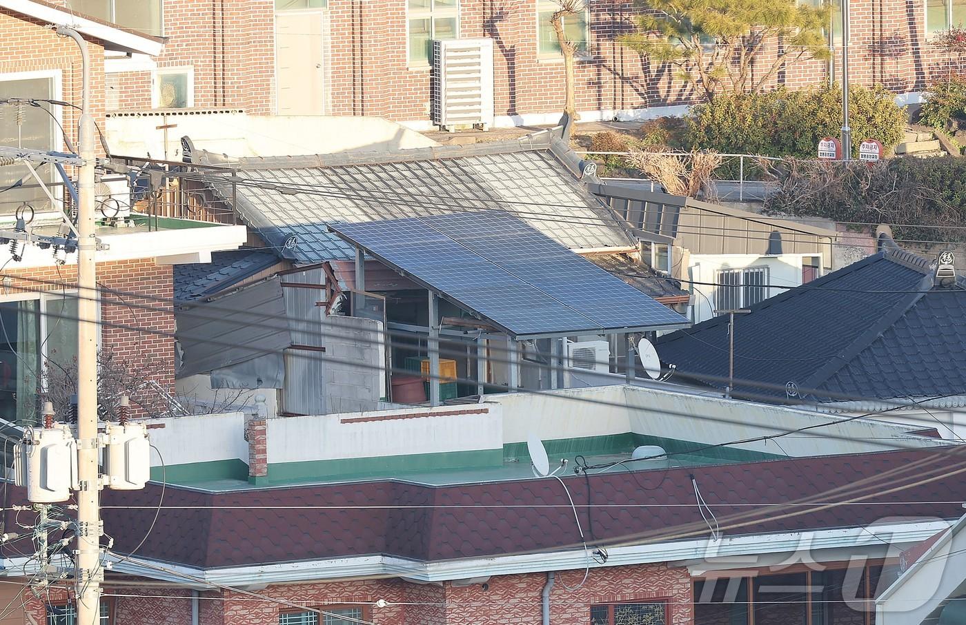 본문 이미지 - 전남 함평 태양광발전.(함평군 제공. 재배포 및 DB 금지)