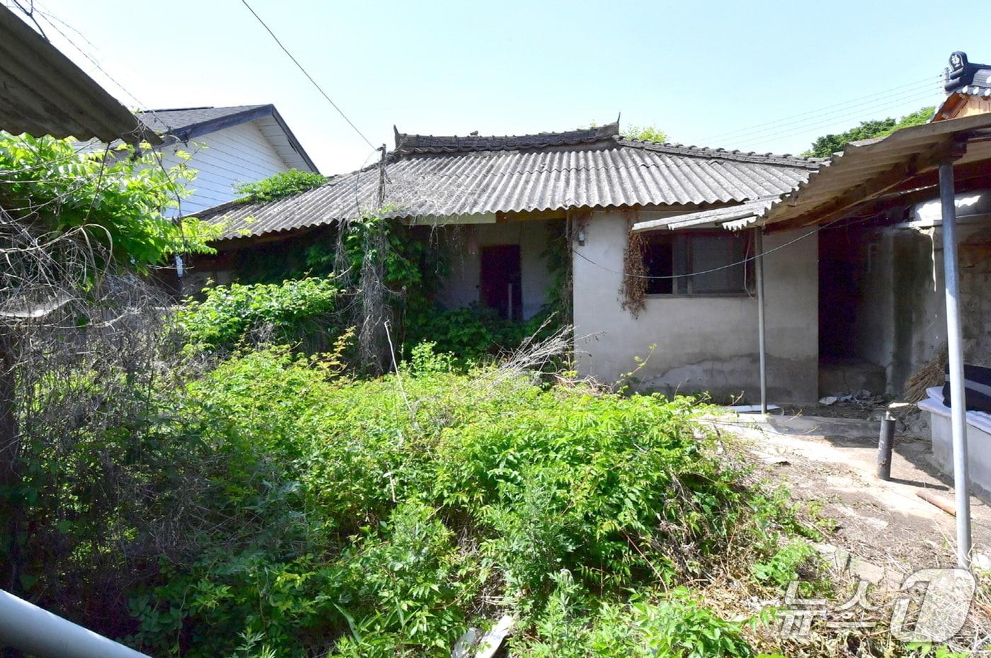 본문 이미지 - 전북 순창군이 빈집 철거 등 올해 대대적 농촌주거환경 개선 사업을 추진한다.(순창군 제공. 재판매 및 DB금지)/뉴스1  