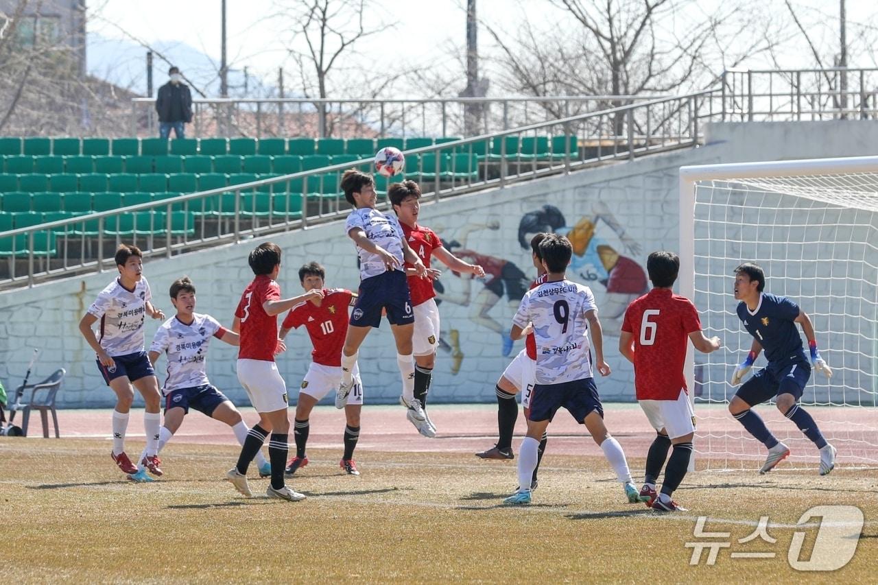 본문 이미지 - 지난해 백운기 전국 고교축구대회 모습