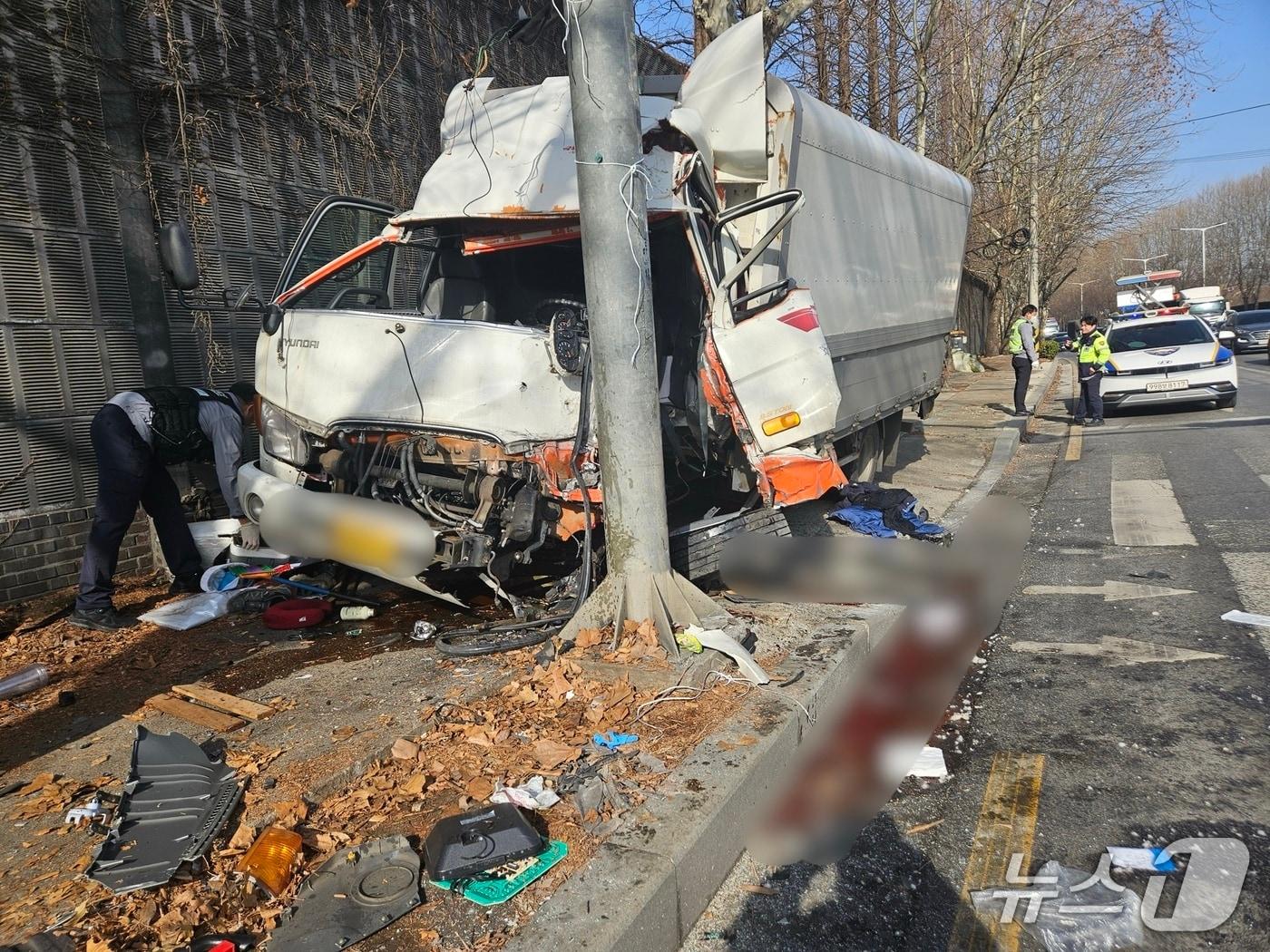 본문 이미지 - 사고 현장.(독자 제공. 재배포 및 DB금지)2026.1.19/뉴스1