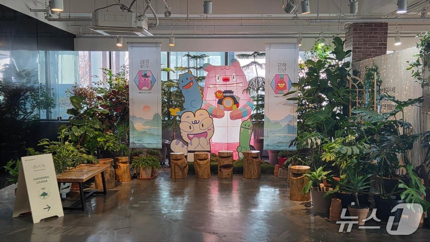 본문 이미지 - 남산 정원문화힐링센터 모습(서울시 제공)