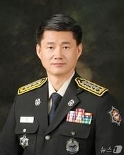본문 이미지 - 이학수 신임 청주서부소방서장.(청주서부소방서 제공. 재판매 및 DB금지)/뉴스1