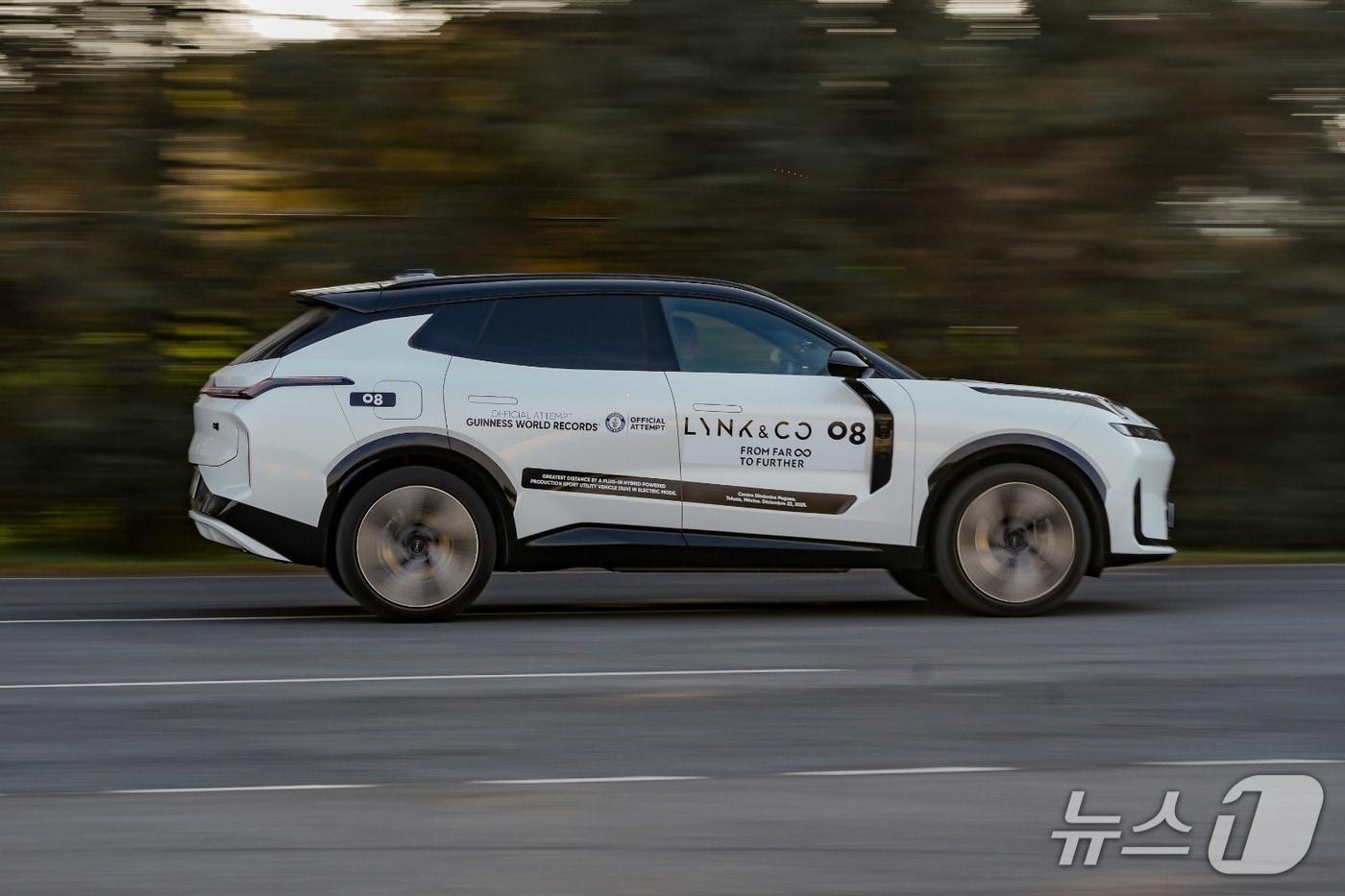 본문 이미지 - 링크앤코 PHEV SUV 08(지커그룹 제공)